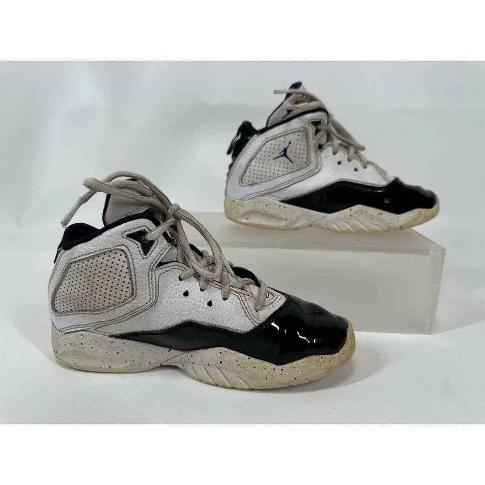 Nike Air Jordan B'Loyal CK1426-115 Boys Size Youth US 1 Y White Court Purple‎